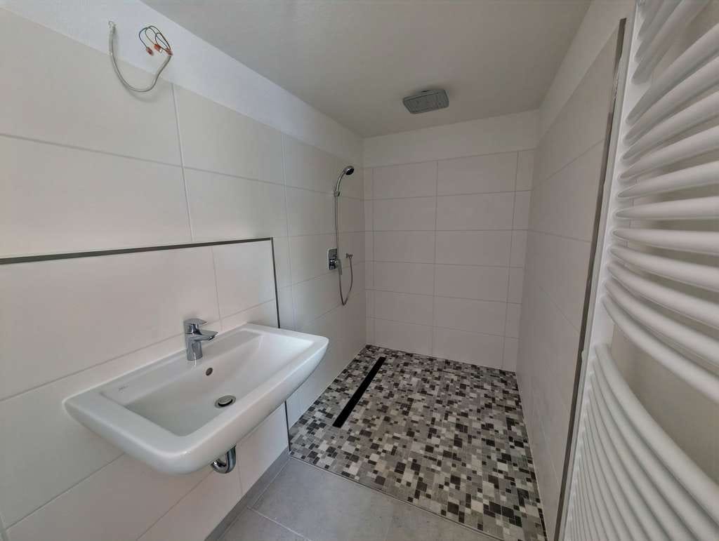 Immobilie in Harzgerode - Modernisiertes Familienhaus mit großzügiger Wohnfläche - Bild 3