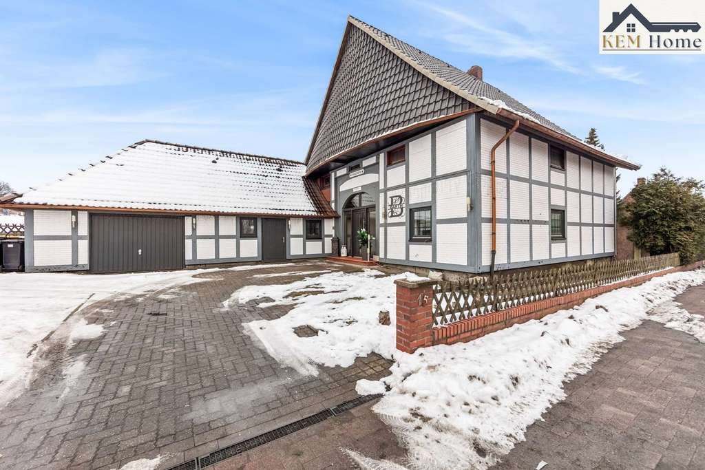 Immobilie in Nienstädt - Modernisiertes Einfamilienhaus mit großem Grundstück - Bild 0