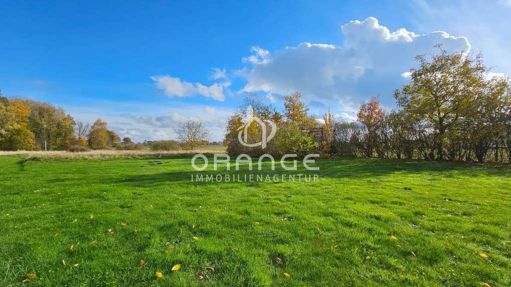 Immobilie in Bad Salzuflen - ***Viel Platz für Familie, Hobby und Natur – Zweifamilienhaus auf ca. 12.000 m² Grundstück*** - Bild 0
