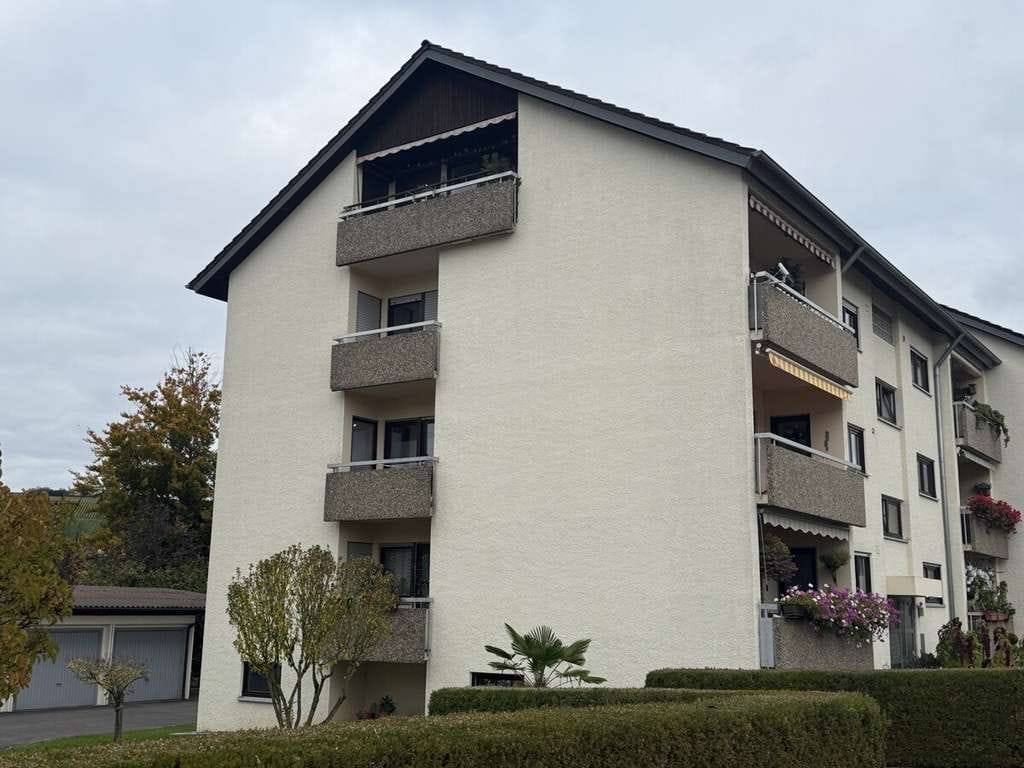 Immobilie in Gundelsheim - SCHÖNE WOHNUNG MIT ZWEI BALKONE UND GARAGE - Bild 0