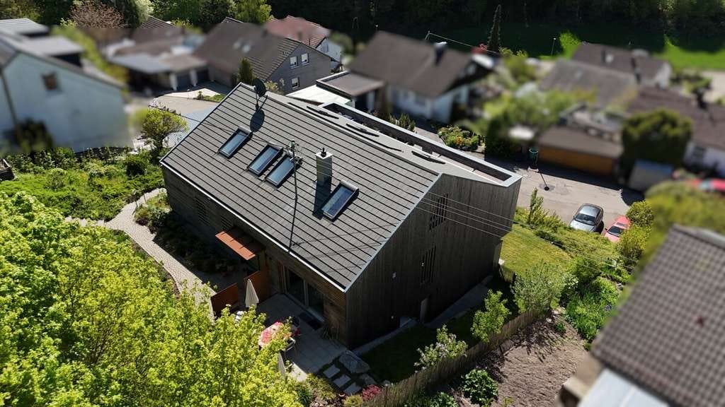 Immobilie in Michelbach an der Bilz - "WOHNEN WIE IM EIGENEN HAUS"
GROSSZÜGIGE WOHNEINHEIT IM 
KERNSANIERTEN WOHNHAUS - Bild 4