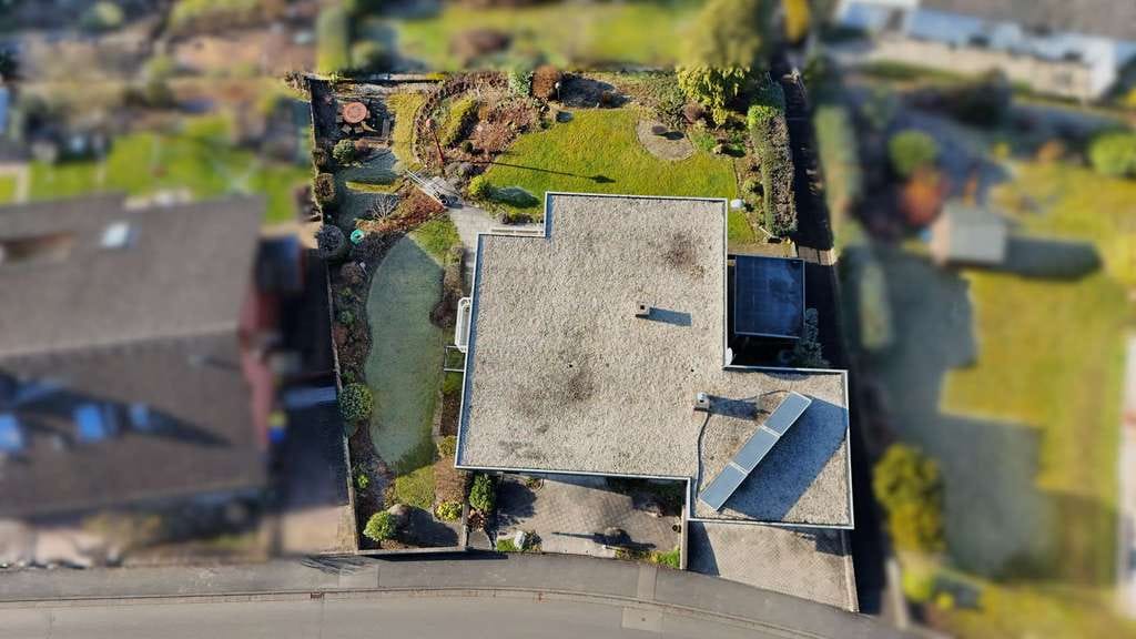 Immobilie in Herborn - Exklusives Einfamilienhaus mit atemberaubenden Weitblick in Herborn OT - Bild 3