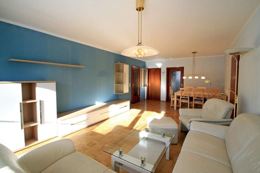 Immobilie in Krumbach (Schwaben) - Geräumige 4-Zimmerwohnung in sehr gepflegtem Zustand - Bild 1