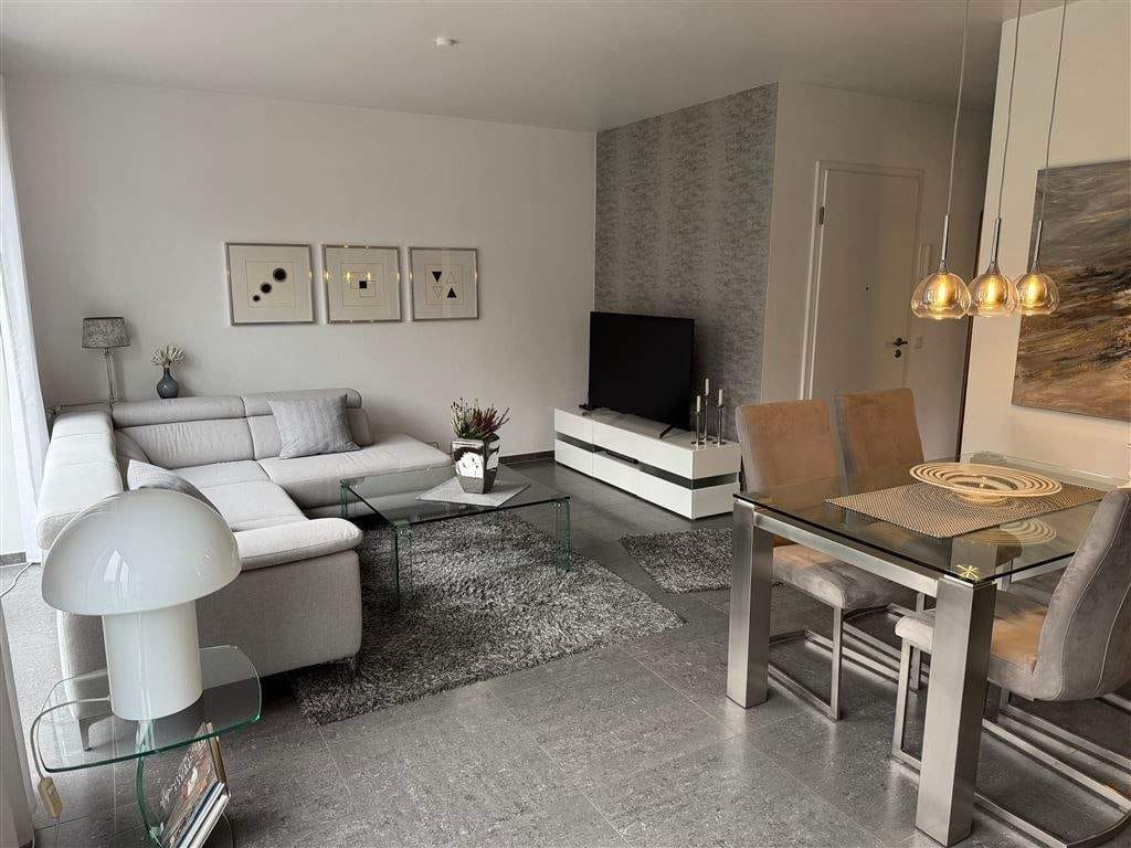 Immobilie in Rhede - Renovierte 2-Zimmerwohnung im 1. OG mit Balkon - Bild 1