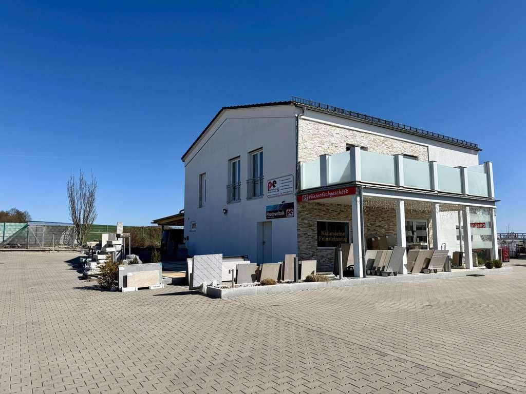 Immobilie in Nassenfels - Wohn- und Geschäftshaus in Nassenfels - Wohnen und Arbeiten perfekt kombiniert! - Bild 0