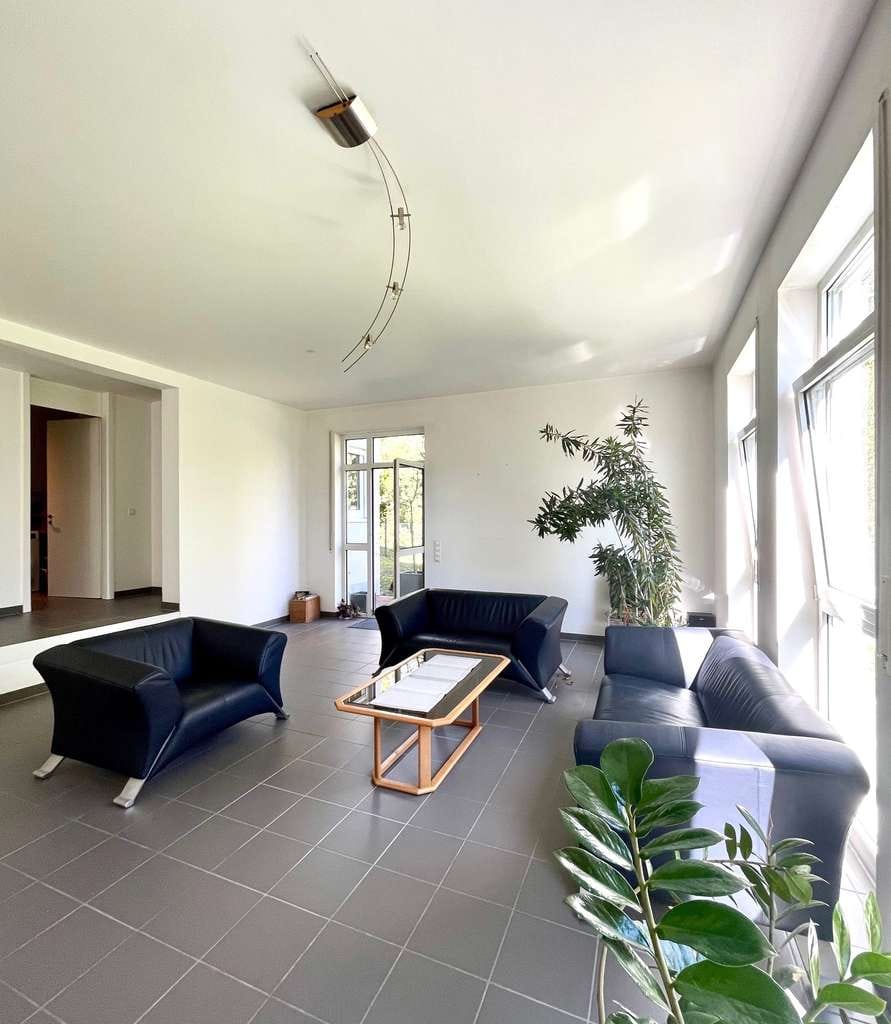 Immobilie in Weisenheim am Berg - Architektenhaus mit Komfort und Lebensqualität in ruhiger Lage - Bild 4
