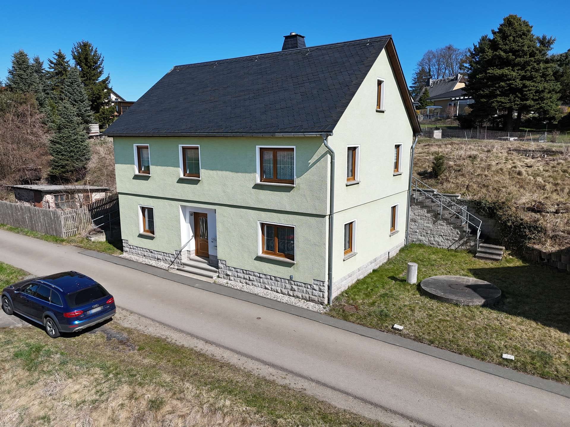 Immobilie in Treuen - Einfamilienhaus in ländlicher Lage mit großem Grundstück in Treuen - Bild 0