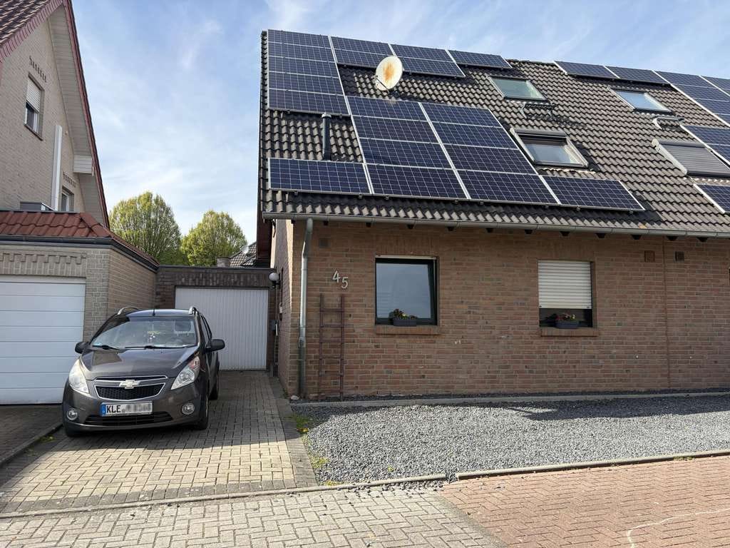 Immobilie in Uedem - Doppelhaushälfte am Ende einer Sackgasse gelegen - Bild 0