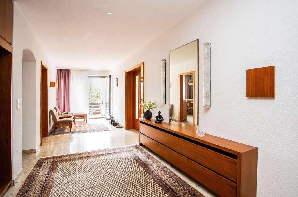 Immobilie in Enkenbach-Alsenborn - Enkenbach-Alsenborn: Großzügiges Wohnhaus m. Einliegerwohnung in Feld- u. Waldrandlage mit Weitblick - Bild 4