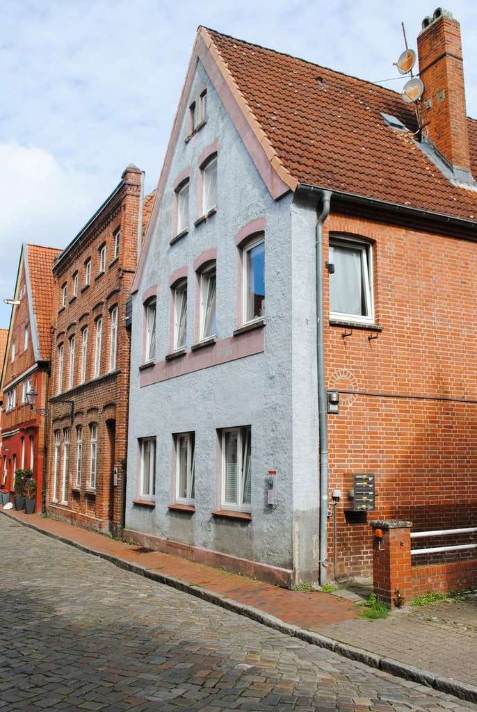 Immobilie in Lauenburg/Elbe - Mehrfamilienhaus mit 4 Wohneinheiten in der Lauenburger Altstadt - Bild 1