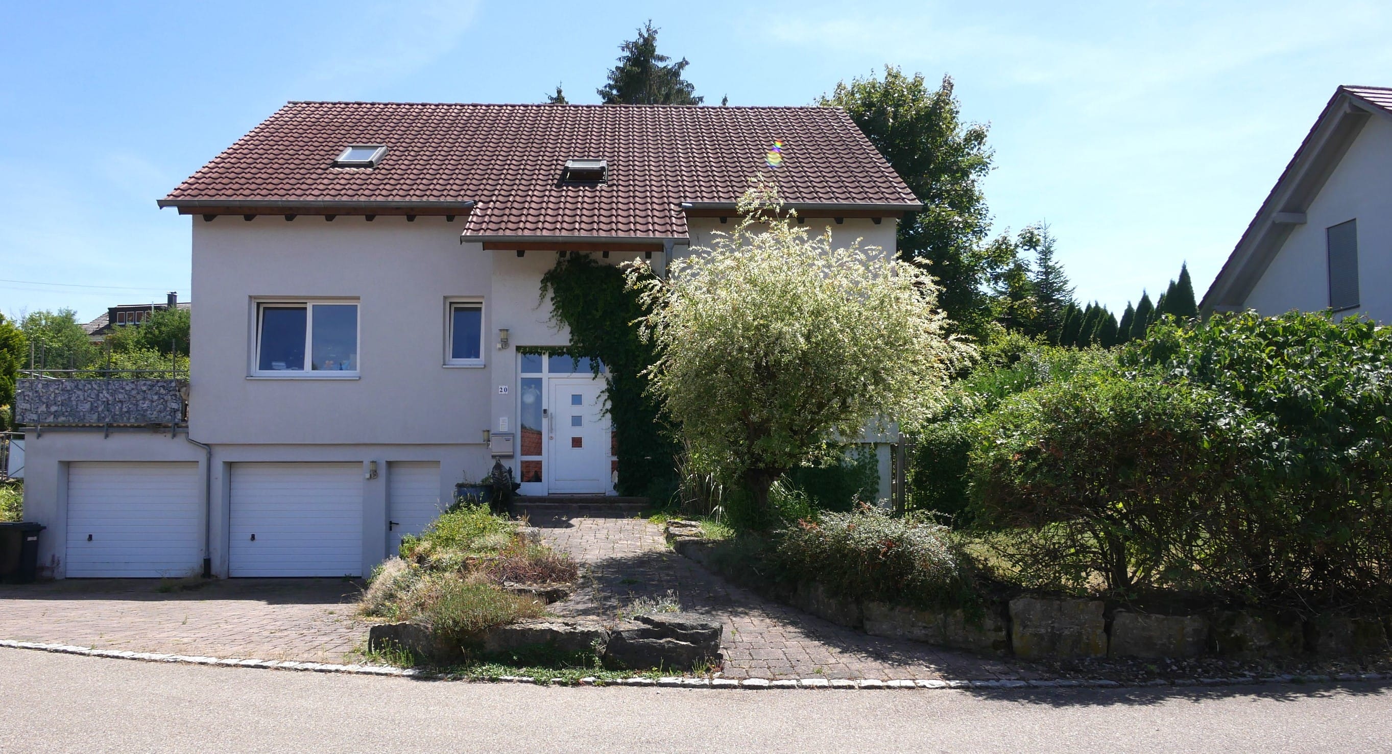 Immobilie in Michelfeld - Luxeriöses und vielseitiges Einfamilienhaus in Michelfeld mit genialem Grundstück - Bild 1