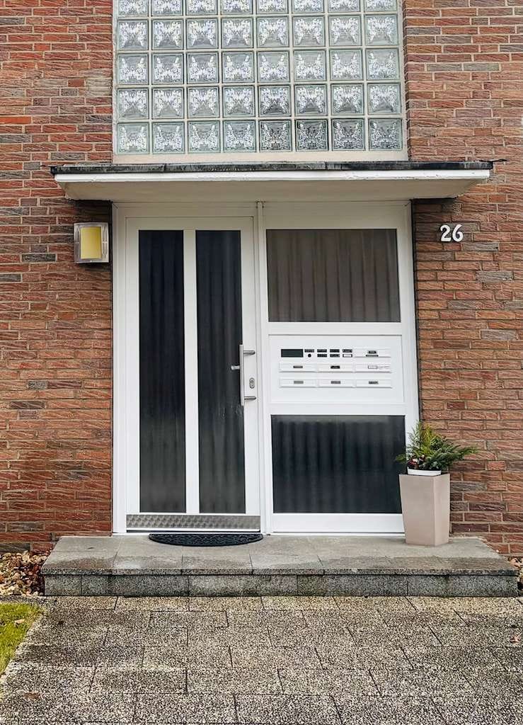 Immobilie in Kerpen - BETONGOLD in Kerpen-BLATZHEIM: TOP-gepflegtes und gut vermietetes Mehrfamilienhaus mit 7 Einheiten - Bild 2