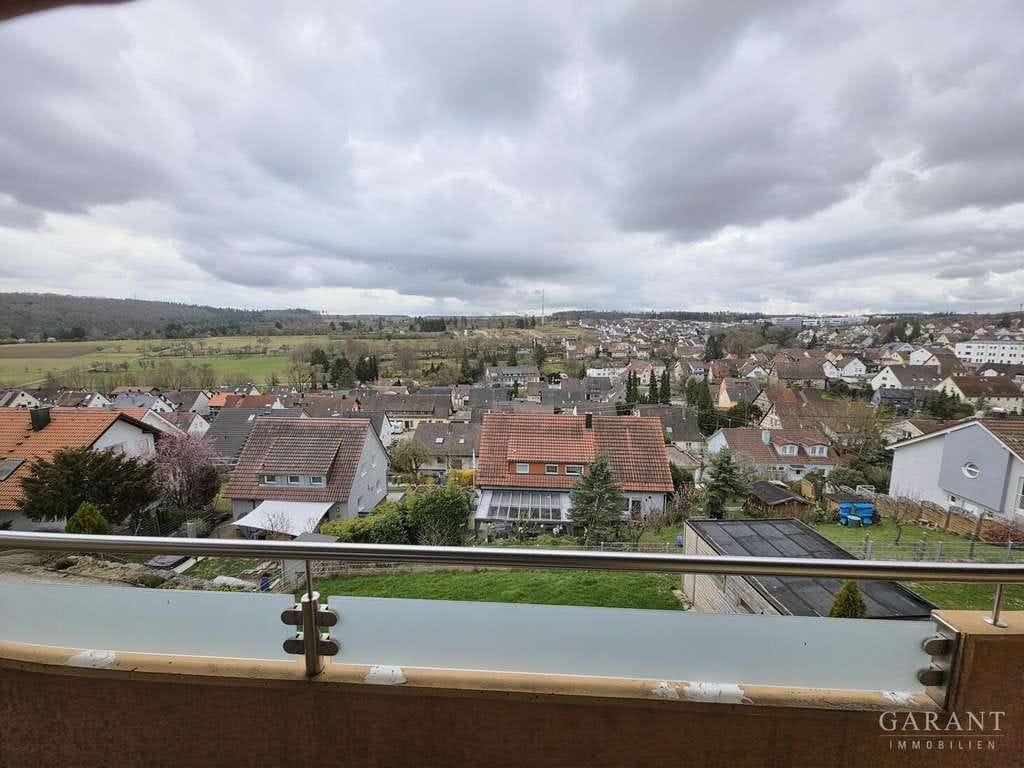 Immobilie in Wimsheim - Traumhafte Aussicht in Wimsheim - Großzügiges Doppelhaus mit viel Platz, Sauna & Wärmepumpe - Bild 1