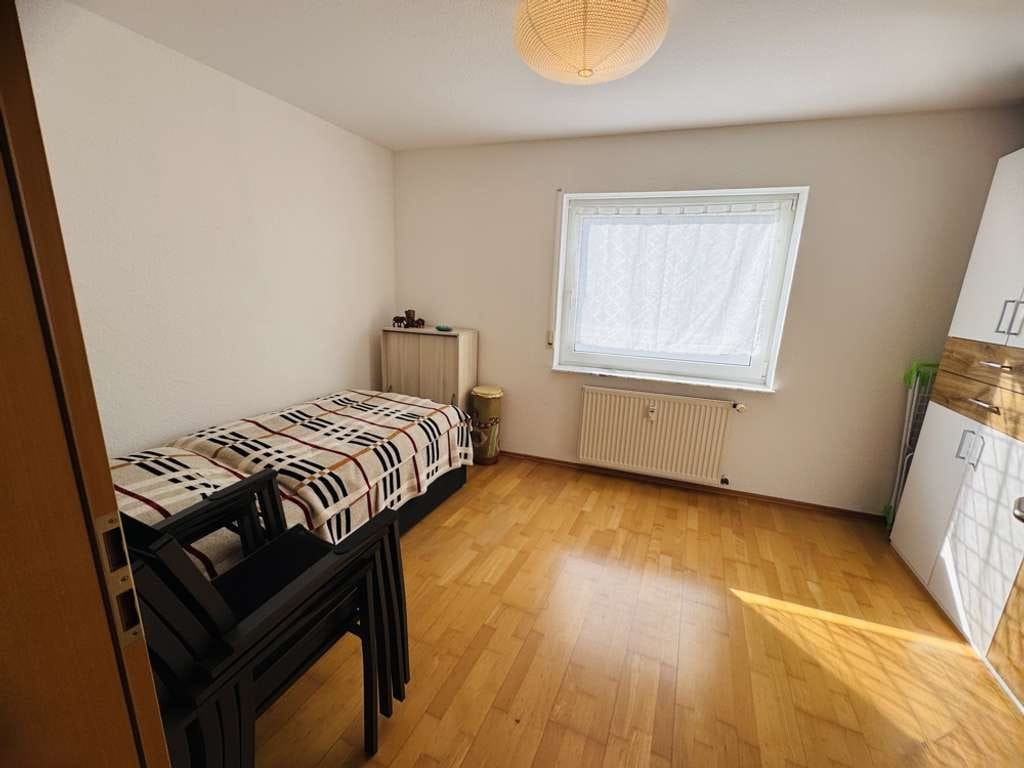 Immobilie in Neuburg am Rhein - Wohnkomfort zum Wohlfühlen - gepflegte 3-Zimmer-Wohnung mit kompletter Einrichtung - Bild 3