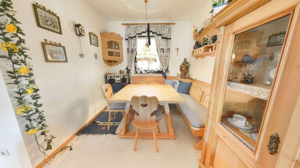 Immobilie in Kochel am See - Gemütliche 2-Zimmer-Ferienwohnung am Walchensee mit Schwimmbad & Badezugang - Bild 3