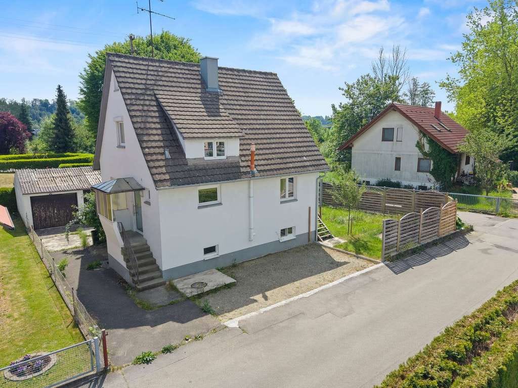 Immobilie in Warthausen - Sofort bezugsfrei - modernisiertes Einfamilienhaus - Bild 0