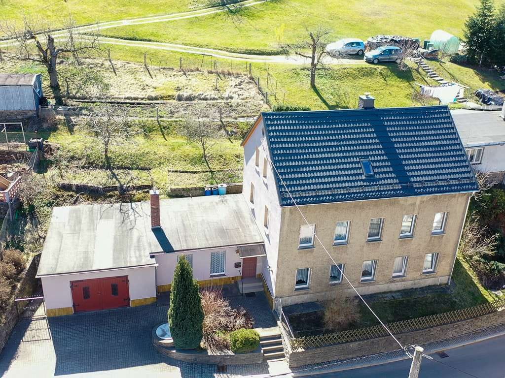 Immobilie in Leubsdorf - Familienhaus mit Werkstatt & viel Platz – ideal für Schrauber und Generationenwohnen - Bild 0