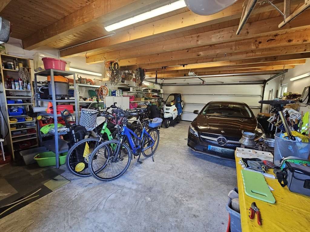 Immobilie in Schwarzenfeld - Moderner Bungalow mit großzügigem Garten, Doppelgarage und PV-Anlage! - Bild 4