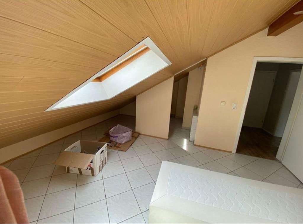 Immobilie in Bobenheim-Roxheim - harmantes Dachgeschossjuwel mit Wohlfühlfaktor – Ruhige Lage, top Anbindung! - Bild 1