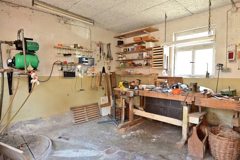 Immobilie in Burgbernheim - Haus, Werkstatt, Halle und Garten warten auf einen neuen Eigentümer - Bild 3