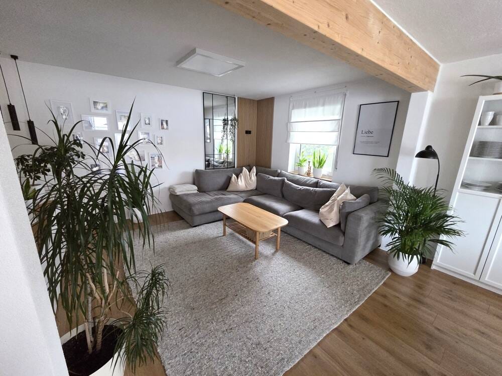 Immobilie in Königsmoos - Charmantes Einfamilienhaus mit Herz und Seele - liebevoll saniert auf traumhaftem Grundstück! - Bild 1