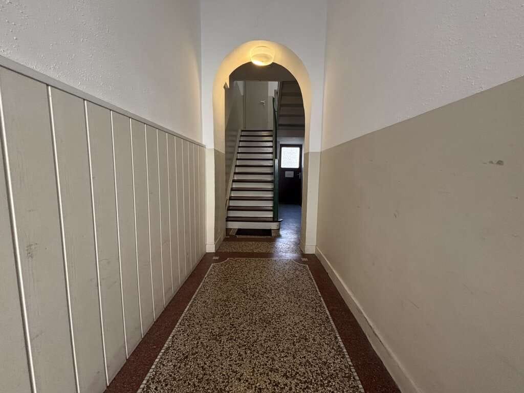 Immobilie in Eschweiler - Vollvermietetes 3-Familienhaus in beliebter Lage von Eschweiler mit deutlichem Entwicklungspotential - Bild 2