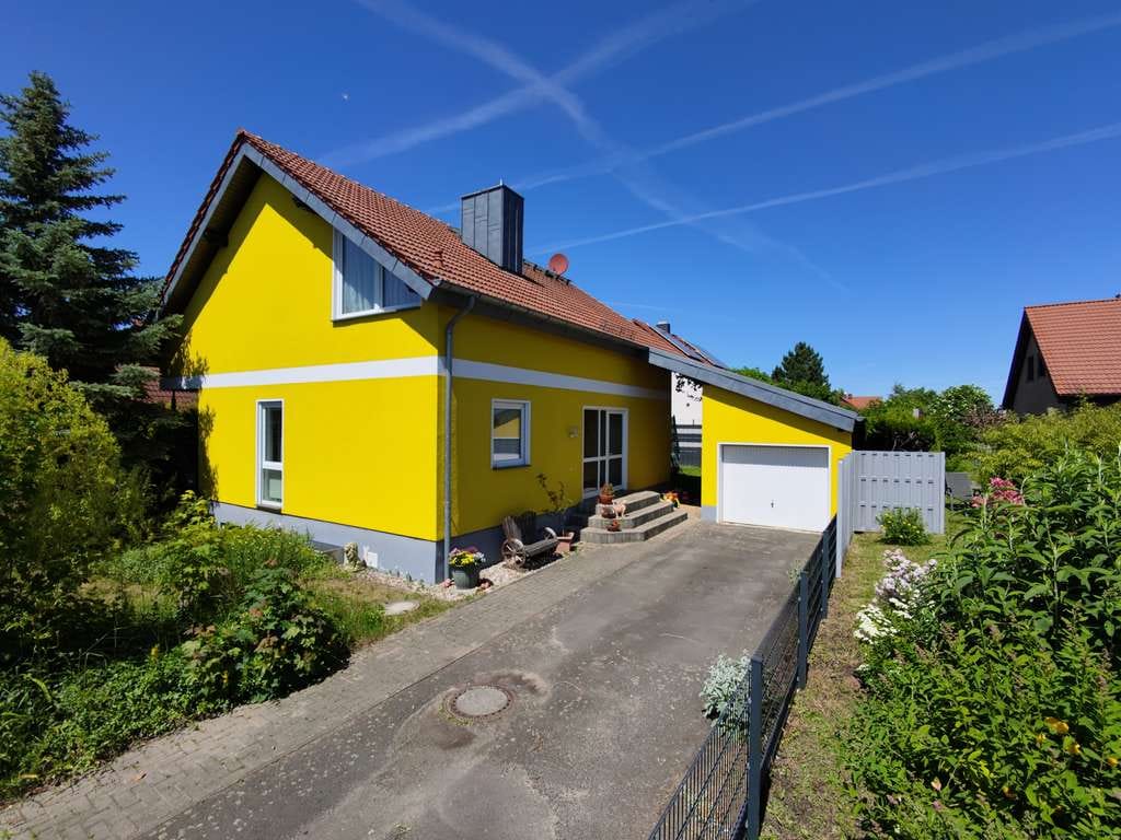 Immobilie in Belgershain - Architektenhaus sucht Familie * Garten I großer Keller I Sonnenterrasse I  Garage I neue Heizung* - Bild 1