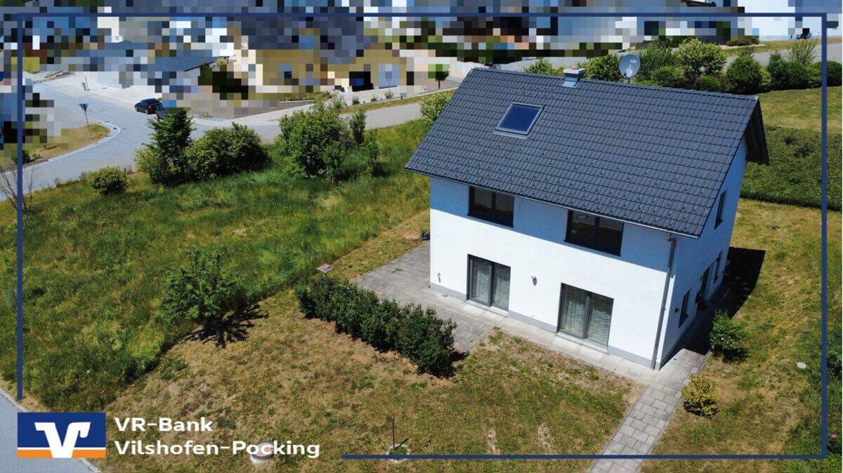 Immobilie in Windorf - MODERNES WOHNEN IM NEUBAUGEBIET: SÜSSES KLEINES EINFAMILIENHAUS FÜR PAARE ODER KLEINE FAMILIEN! - Bild 0