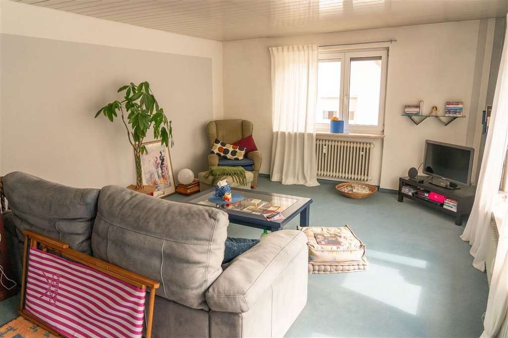 Immobilie in Elchingen - *Gemütliches, bezahlbares Nest in Elchingen* Das könnte Ihr erstes Eigenheim werden - Bild 2