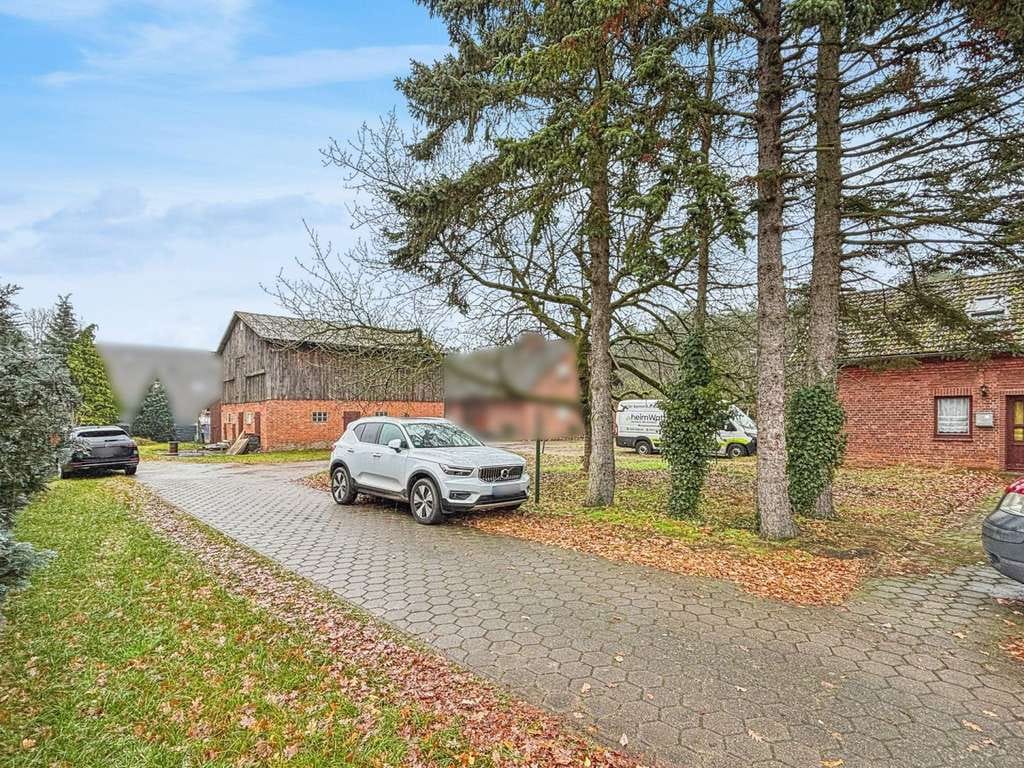 Immobilie in Wittorf - EFH auf über 3.000 m² Grundstück + Scheune in Wittorf / Lüneburg - Bild 1