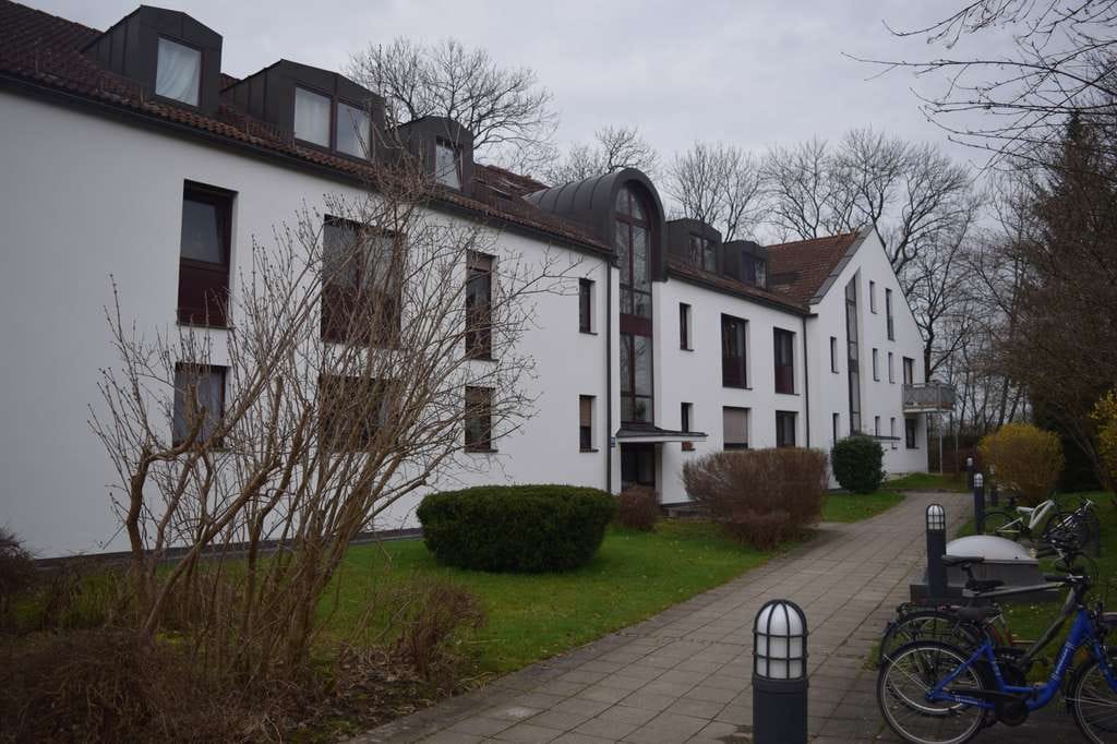 Immobilie in Unterföhring - Traumhafte 4 Zimmer Gartenwohnung - Bild 0
