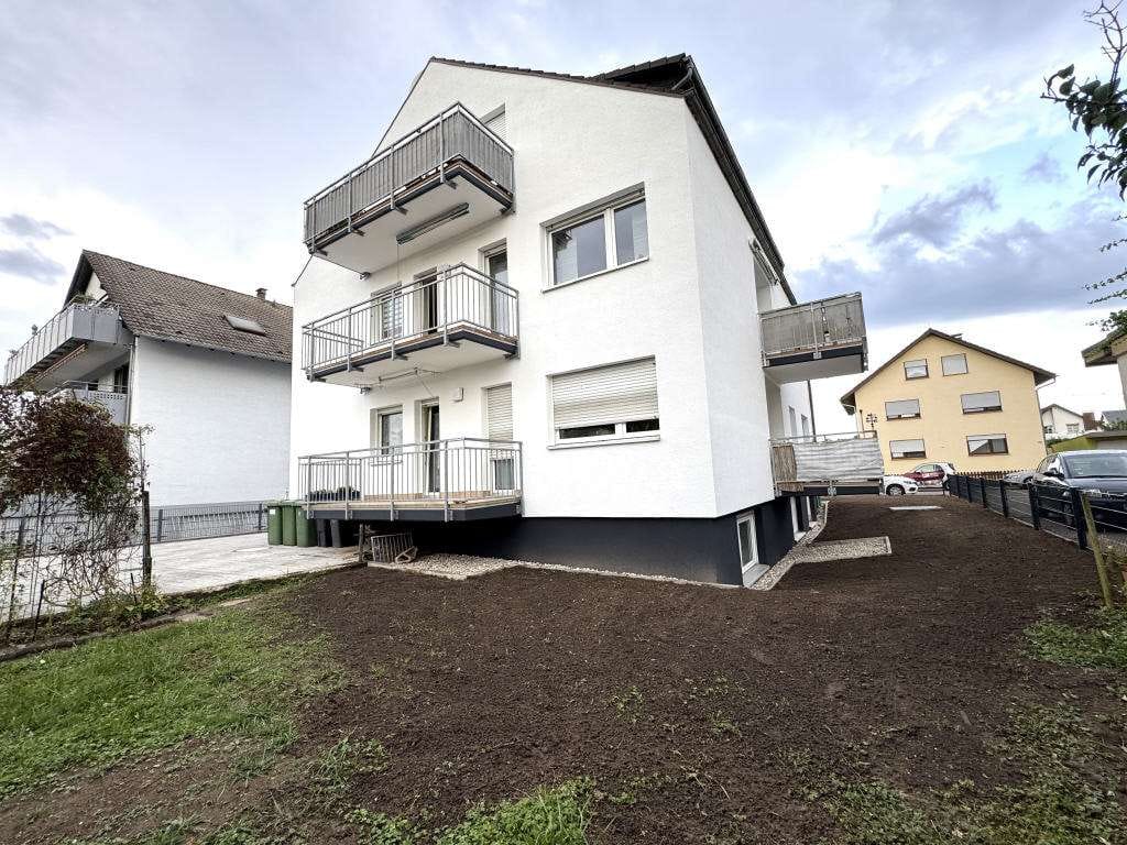 Immobilie in Rheinstetten - Großzügiges Mehrfamilienhaus in bevorzugter, ruhiger Ortsrandlage - Bild 2