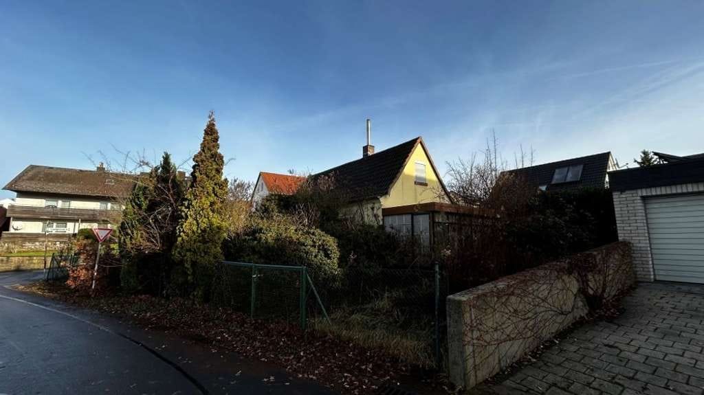 Immobilie in Dittelbrunn - Einfamilienhaus zum kleinen Preis mit Entwicklungspotenzial!!! - Bild 0
