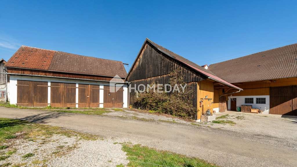 Immobilie in Krumbach (Schwaben) - Charmantes Bauernhaus mit großzügigem Grundstück und vielseitigen Nutzungsmöglichkeiten - Bild 4