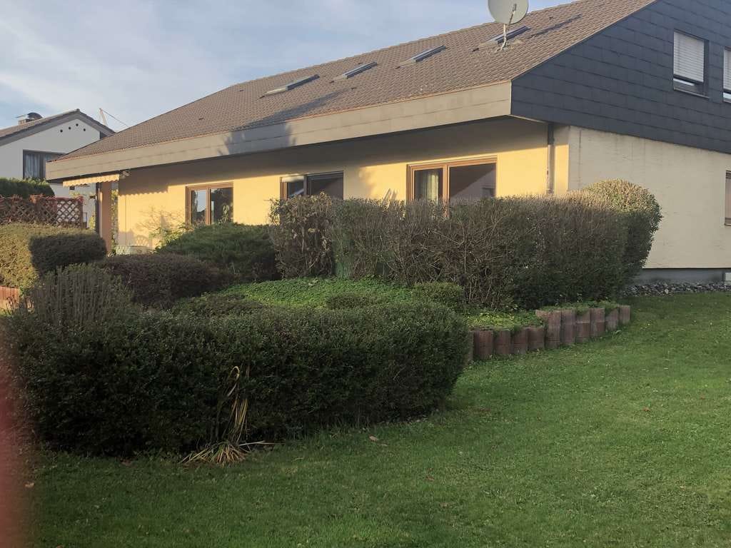 Immobilie in Wolpertswende - Wohnen und vermieten - 3 Familienhaus, das sich mitfinanziert - Bild 0