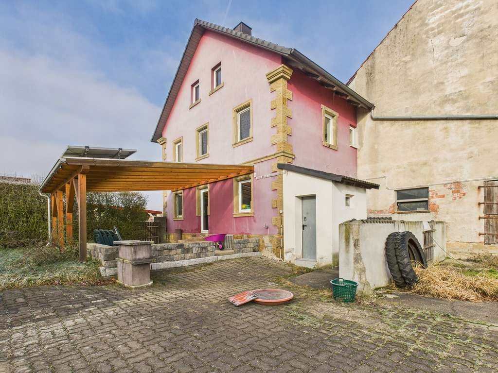 Immobilie in Untermerzbach - Ländliches Anwesen ideal für Pferdehaltung – mit Wiese und Stall - Bild 4