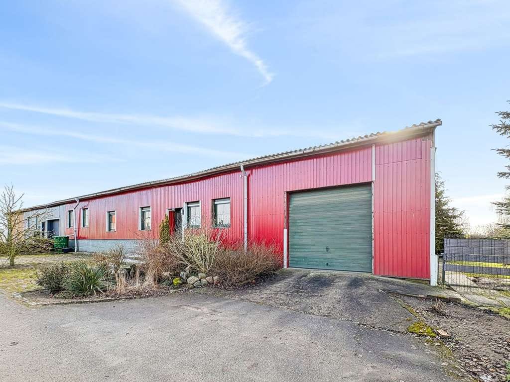 Immobilie in Sommersdorf - Einfamilienhaus mit viel Platz zum Leben und Wohnen in Sommersdorf - Bild 1