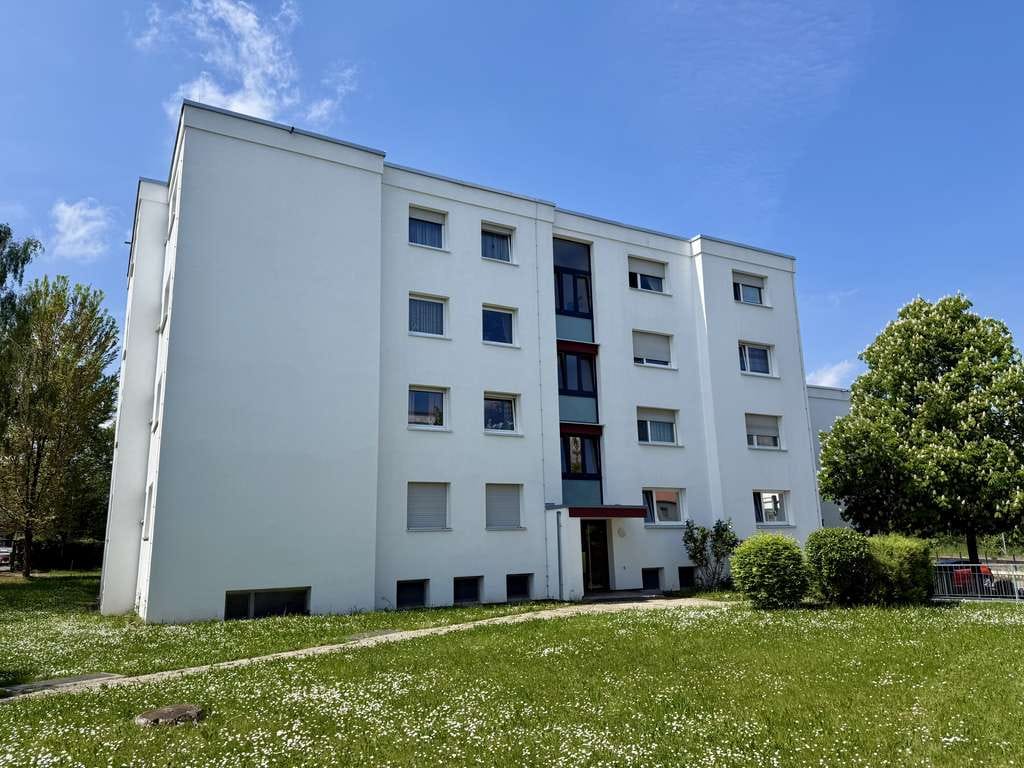 Immobilie in Hemmingen - BEZUGSFREIE 4-Zimmer-Wohnung mit Blick ins Grüne in Hemmingen - Bild 0