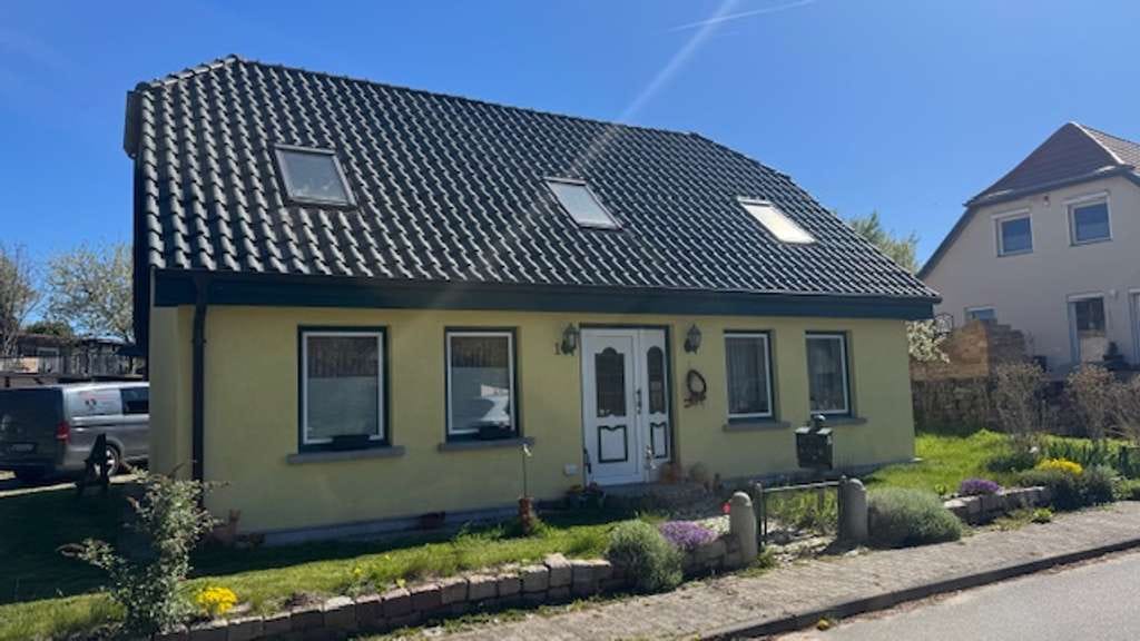 Immobilie in Hohenkirchen - Einfamilienwohnhaus in Ostseenähe - Bild 1
