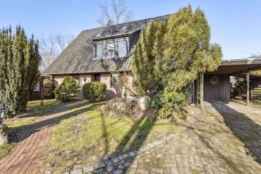 Immobilie in Lauenbrück - Großes Einfamilienhaus in ruhiger Lage - Bild 0