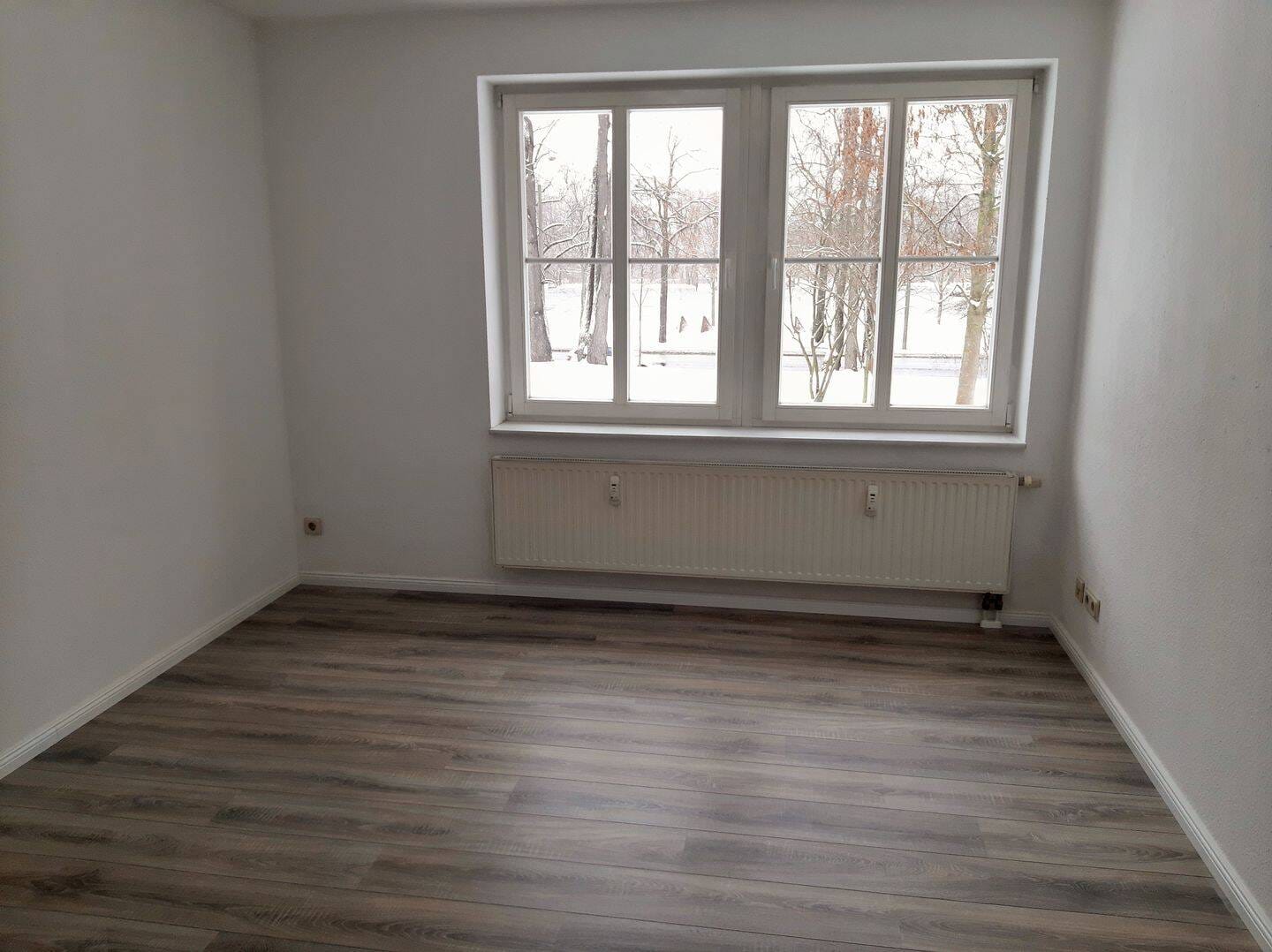 Immobilie in Langenweißbach - Sehr schöne 1 Raum Wohnung Zwickau zentrumsnah vermietet zu verkaufen - Bild 0