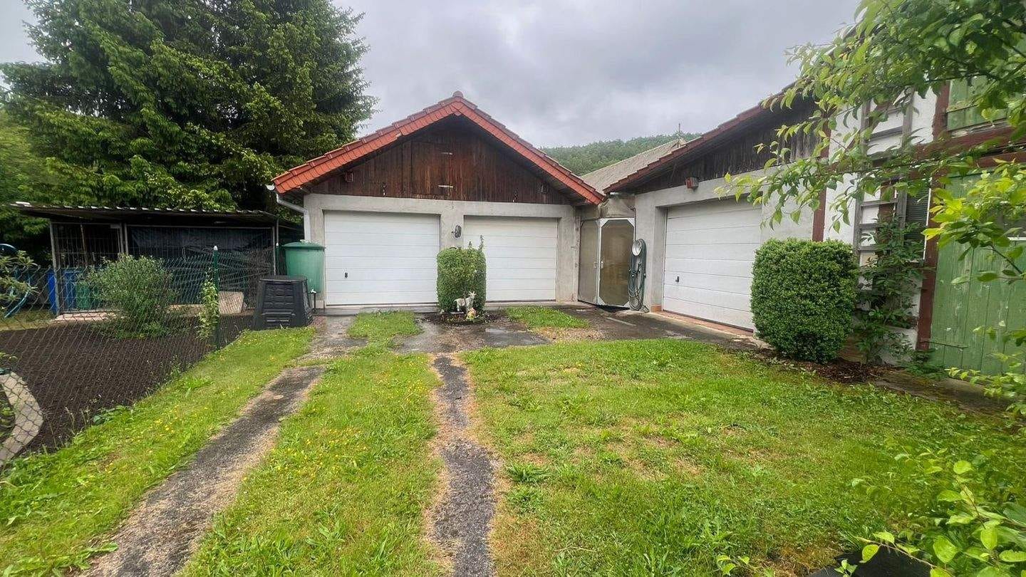 Immobilie in Bad Salzungen - Geräumiges Familienhaus mit 7 Zimmern und moderner Ausstattung in Springen - Bild 3