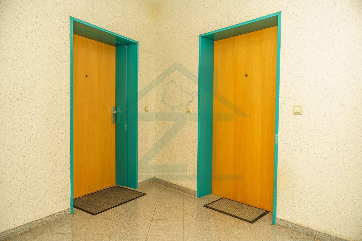 Immobilie in Neuengönna - Helle DG-Wohnung mit Balkon, Einbauküche & TG-Stellplatz - Zur Anlage oder Eigennutzung! - Bild 3