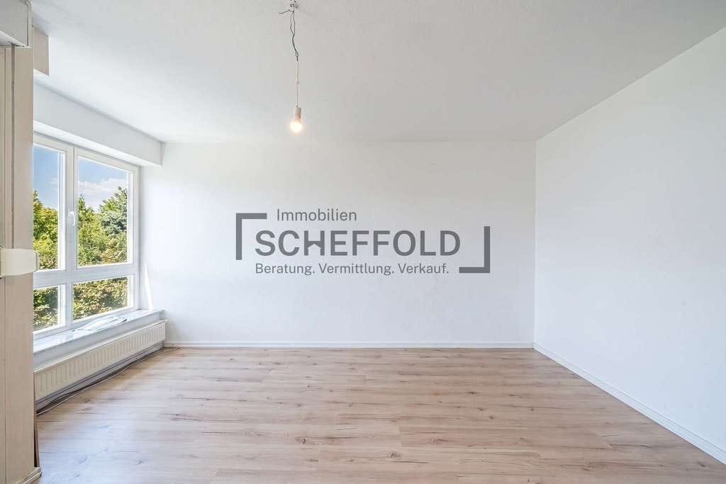 Immobilie in Laupheim - Rentabel! Helle 1,5 Zimmer-Eigentumswohnung mit Ausblick und tollem Westbalkon - Bild 2