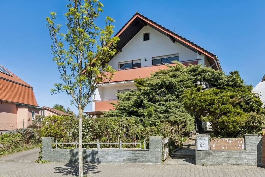 Immobilie in Groß-Umstadt - Renditestarke Kapitalanlage: Mehrfamilienhaus in gepflegtem Zustand mit Außenflächen - Bild 1
