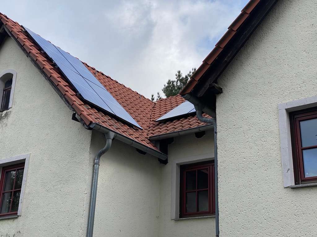 Immobilie in Großpösna - Große Erdgeschosswohnung in einem Zweifamilienhaus nähe Störmthaler See - Bild 1