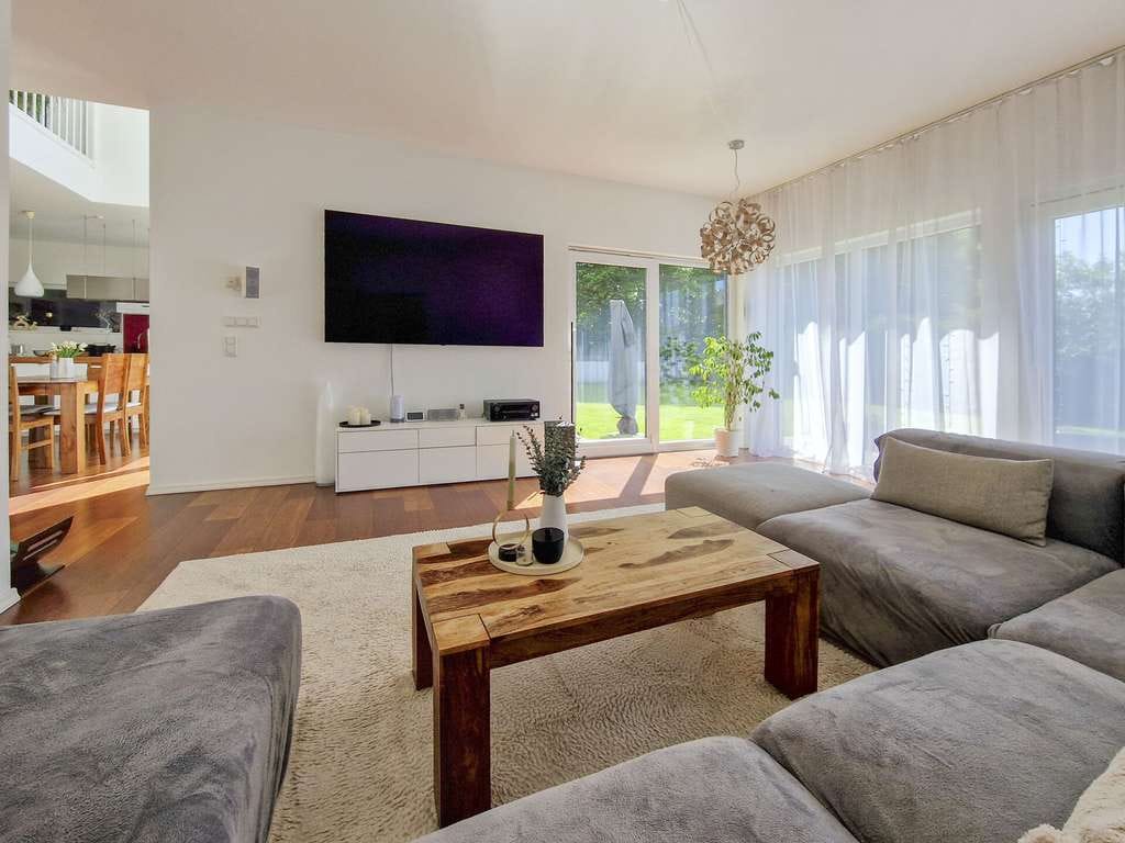Immobilie in Drage - Exklusives Architektenhaus mit Doppelgarage, traumhaftem Grundstück & A+ Energieeffizienz - Bild 2