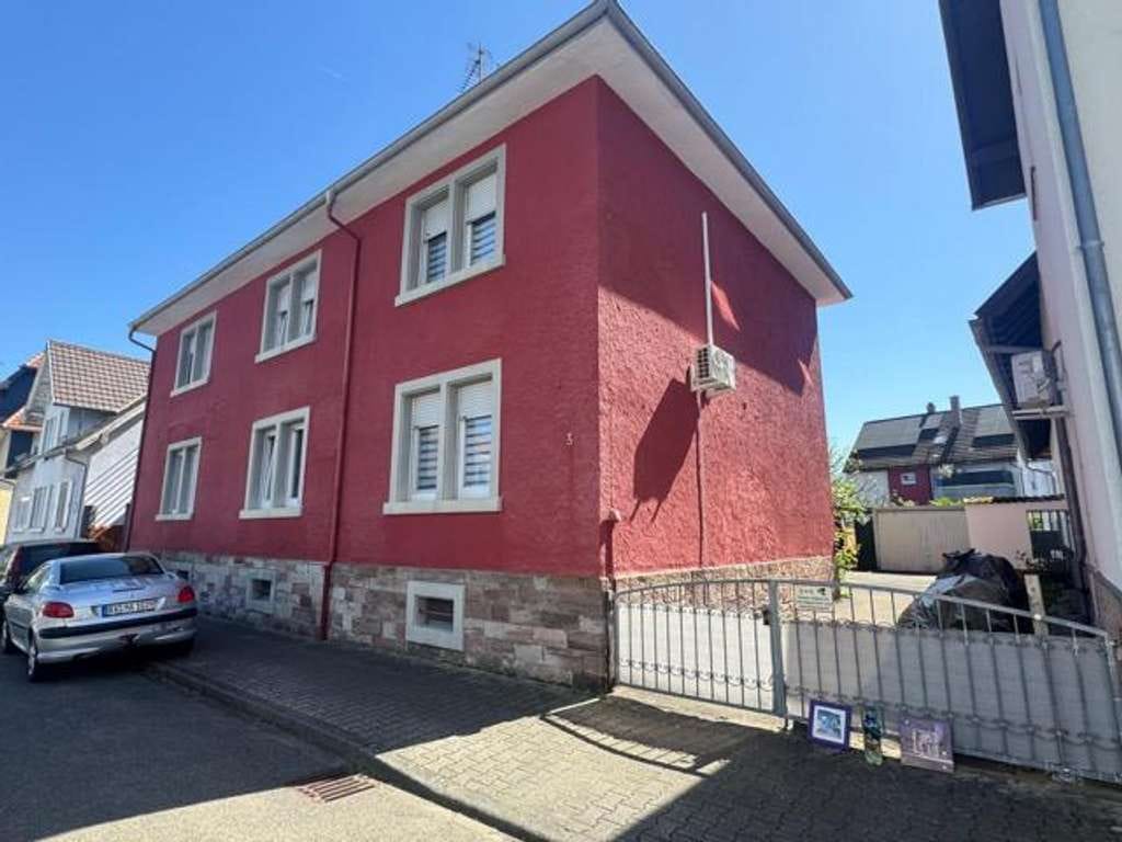 Immobilie in Gaggenau - +++Attraktives Mehrfamilienhaus mit 4 Einheiten, Garten und Entwicklungschancen in gefragter Lage+++ - Bild 1