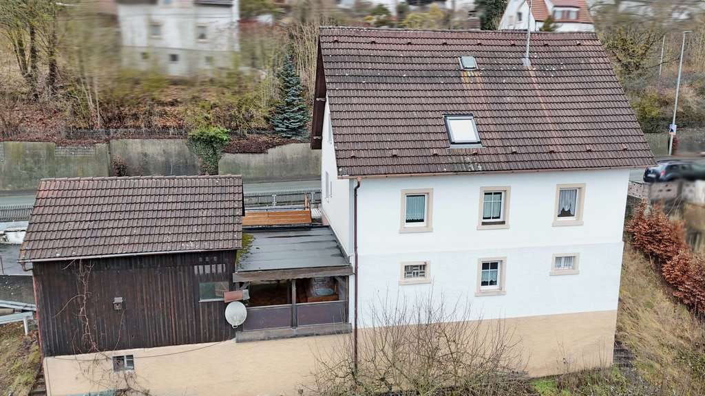 Immobilie in Untersteinach - Renovierungsjuwel – Ihr Projekt mit Charakter und Potenzial - Bild 2
