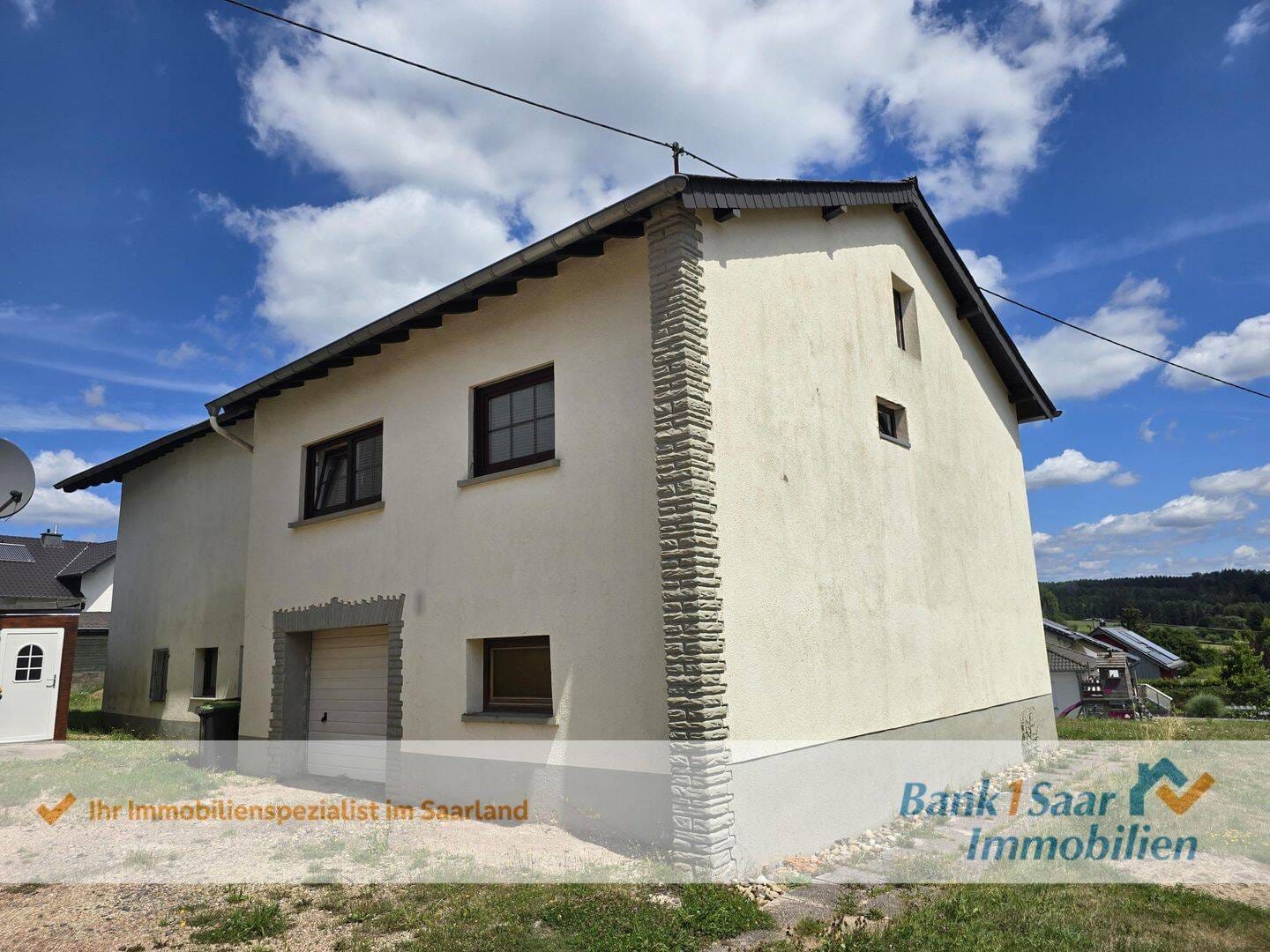 Immobilie in Nohfelden - Freistehendes, renoviertes Einfamilienhaus mit großem Grundstück in ruhiger Lage von Nohfelden-OT - Bild 0